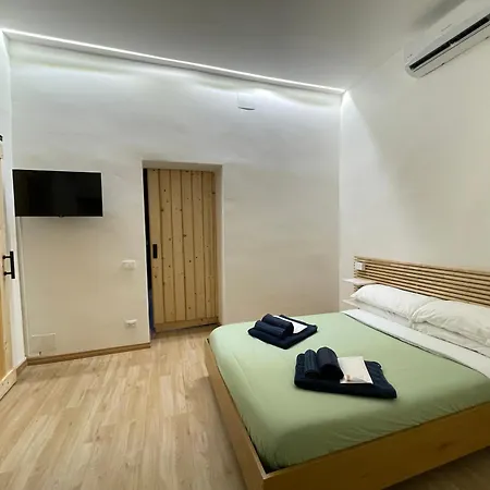 La Maison De Renni * فِتيربو